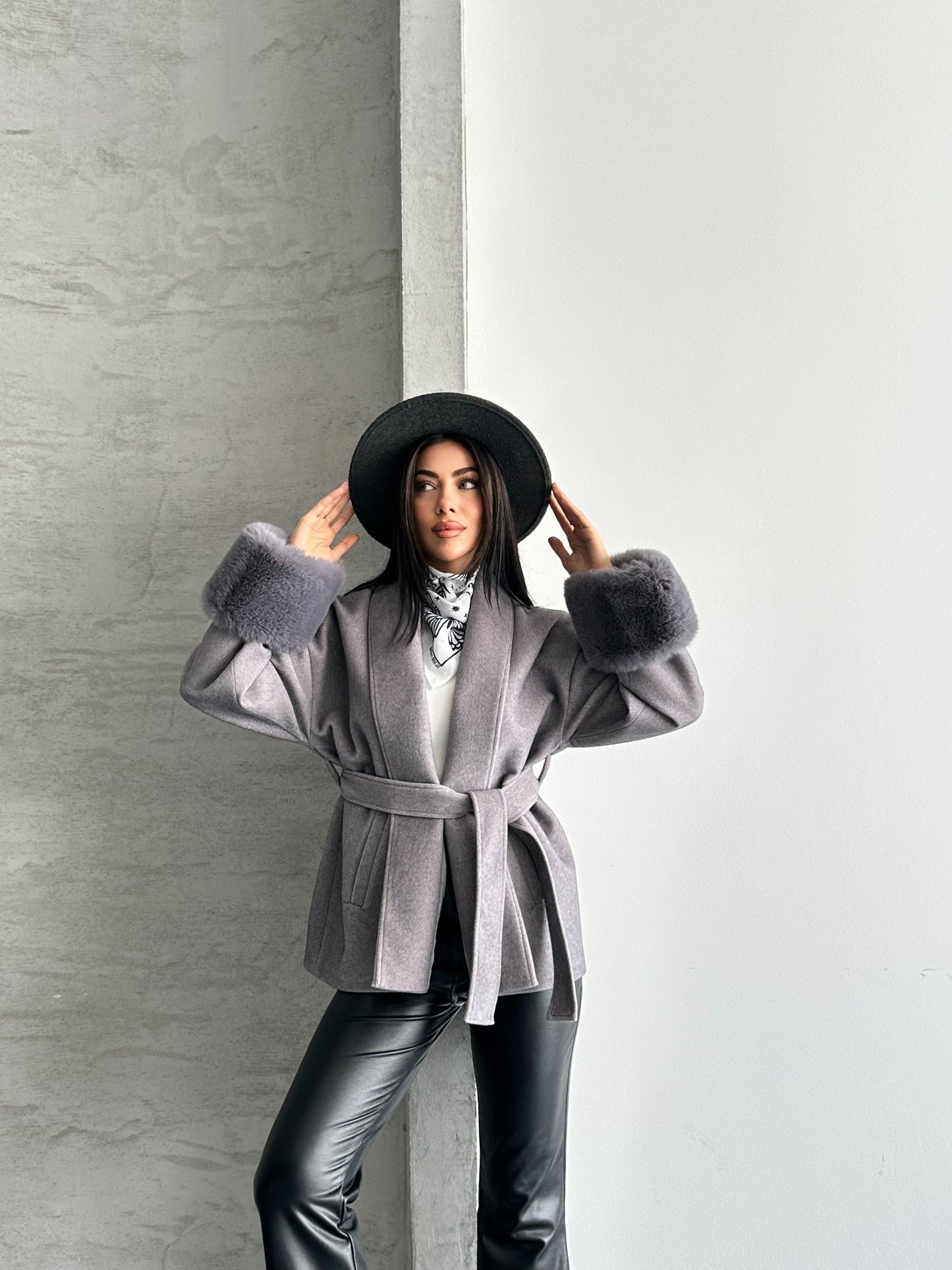 Nicole Kaban Fok Kumaş Premıum Kalite( Ön sipariş Gönderim 10 Aralık)